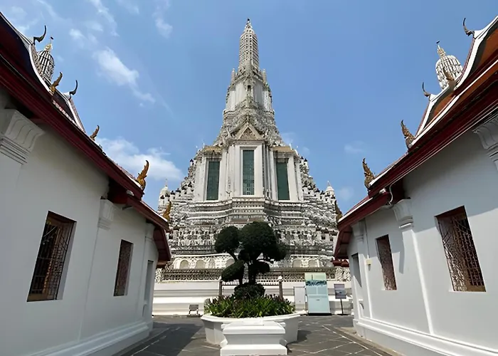 公寓 Go Siriraj - โกอินน์ ศิริราช
